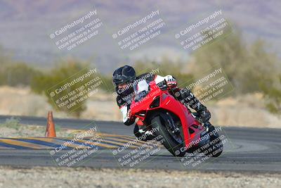 media/Feb-05-2023-SoCal Trackdays (Sun) [[b2340e6653]]/Turn 5 (120pm)/